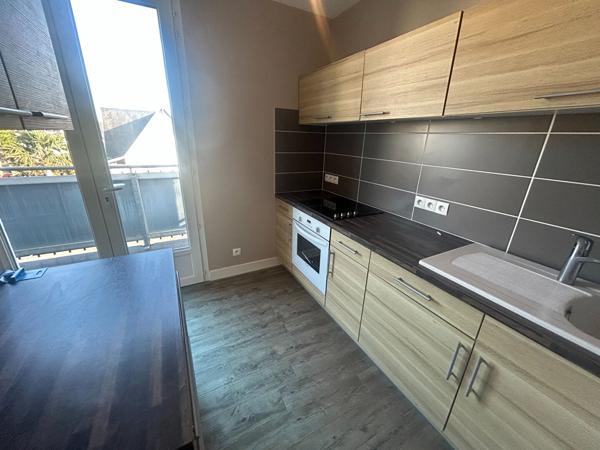 T3 lumineux avec balcon - À 2 pas de la plage - Petite copropriété Fouras T3 lumineux avec balcon - À 2 pas de la plage - Petite copropriété Fouras