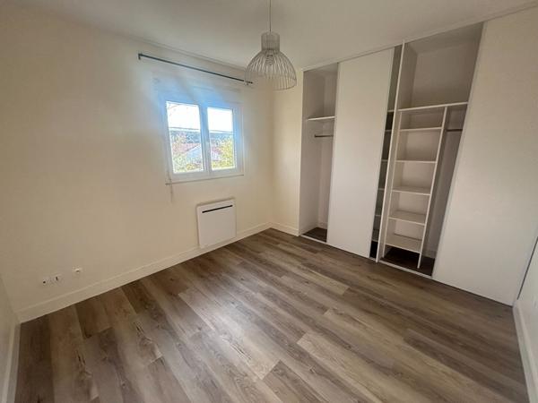T3 lumineux avec balcon - À 2 pas de la plage - Petite copropriété Fouras T3 lumineux avec balcon - À 2 pas de la plage - Petite copropriété Fouras