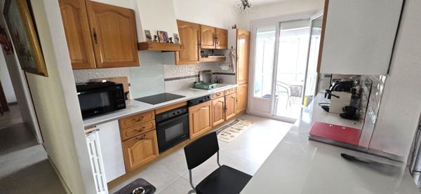 Maison - 6 pièces - 200 m²