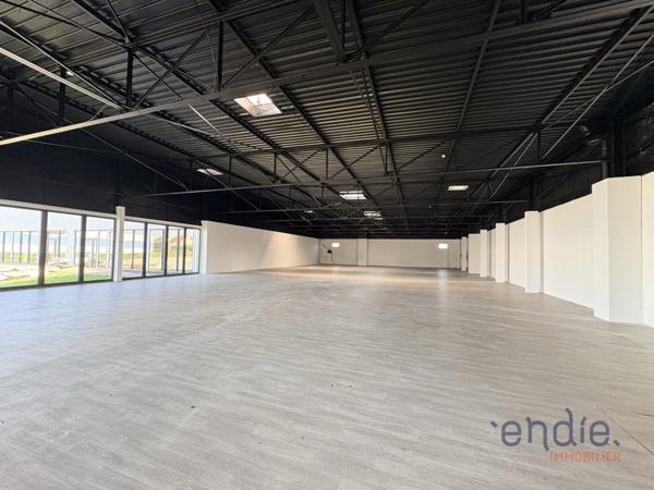 Local commercial 253 m² MARSANNAY LA COTE