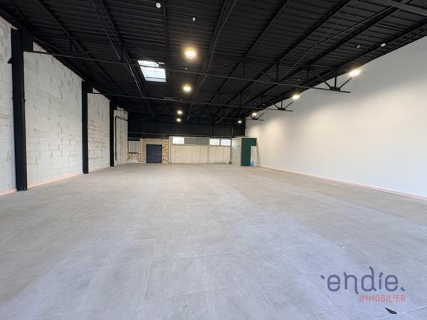 Local commercial 253 m² MARSANNAY LA COTE