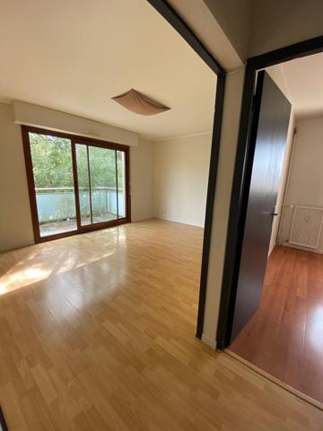 A VENDRE T2 800 M MAIRIE DE TALENCE