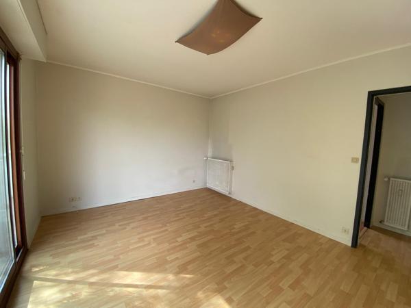 A VENDRE T2 800 M MAIRIE DE TALENCE