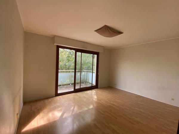A VENDRE T2 800 M MAIRIE DE TALENCE