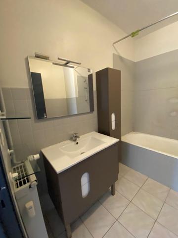 A VENDRE T2 800 M MAIRIE DE TALENCE