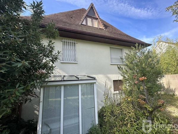 Villemomble- Maison 9P- 223m2- Sous-sol+Garage- Terrain 723m2