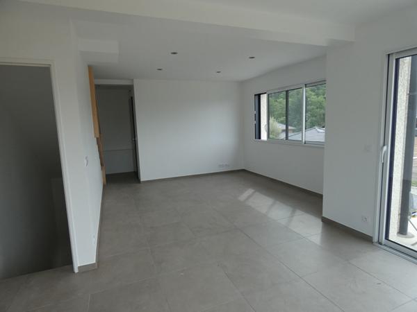 Maison 5 Pièces A LOUER à EPAGNY