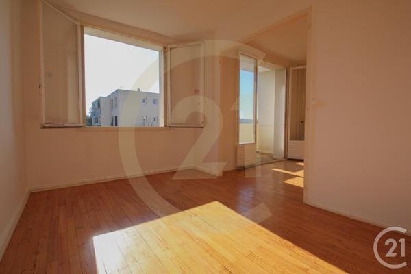 Appartement F3 à vendre  3 pièces - 53,01 m2 CHAMPAGNE AU MONT D OR - 69