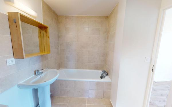 Appartement à vendre    2 pièces • 38 m2 Lyon 8