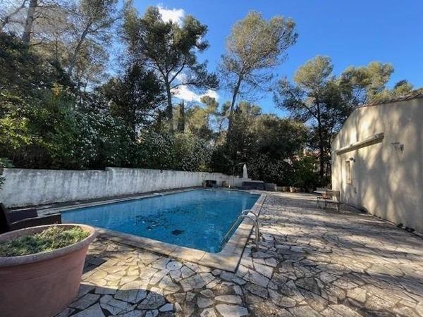 Propriete à vendre à Saint-Clément-de-Rivière dans l'Hérault (34980), ref : 1049906