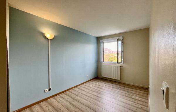 T3 en rez-de-chaussée avec terrasse