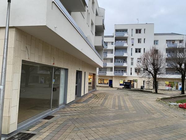Location Boutique 5 pièces Creil (60100) - QUARTIER SAINT MEDARD