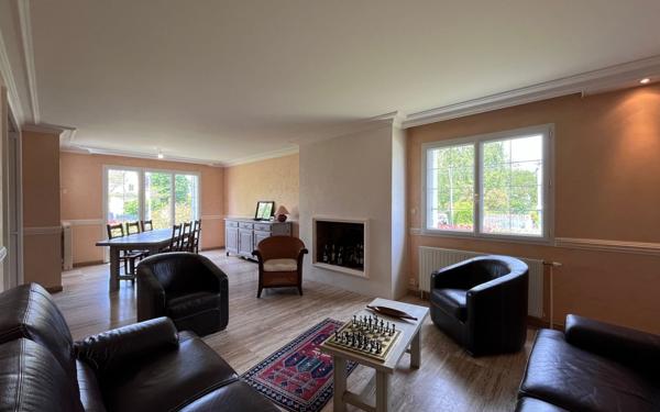 Maison à vendre    5 pièces •  Saint-Denis-en-Val