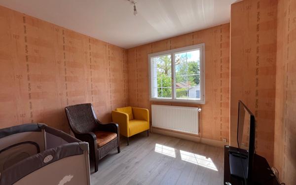 Maison à vendre    5 pièces •  Saint-Denis-en-Val