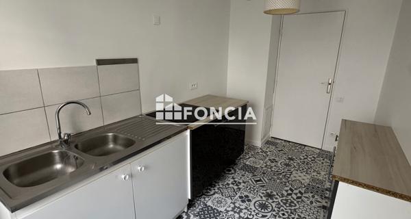 Location Appartement 2 pièces 54.34 m² - Courbevoie 92400