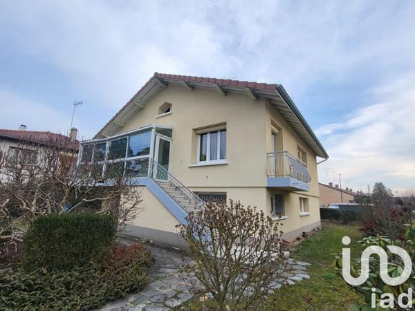 Maison 6 pièces de 133 m² à Feurs (42110)