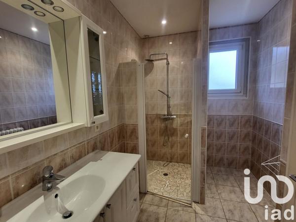 Maison 6 pièces de 133 m² à Feurs (42110)