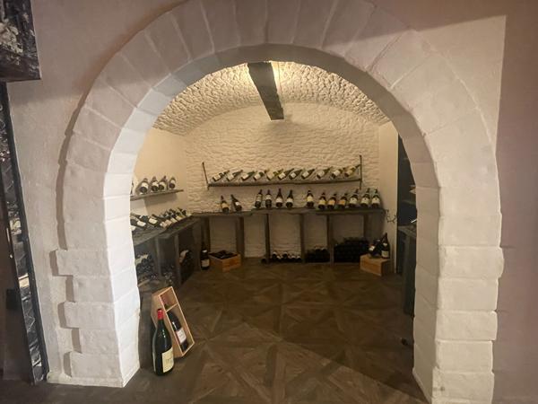 ENSEMBLE IMMOBILIER DE CARACTÈRE AU COEUR DU CHÂTEAU-D'OLÉRON