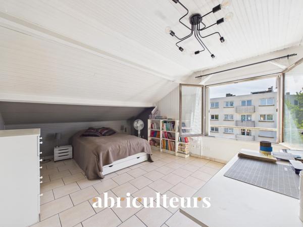 Clamart : Maison familiale lumineuse, 4 chambres, jardin, dépendance et fort potentiel