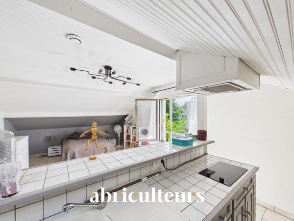 Clamart : Maison familiale lumineuse, 4 chambres, jardin, dépendance et fort potentiel