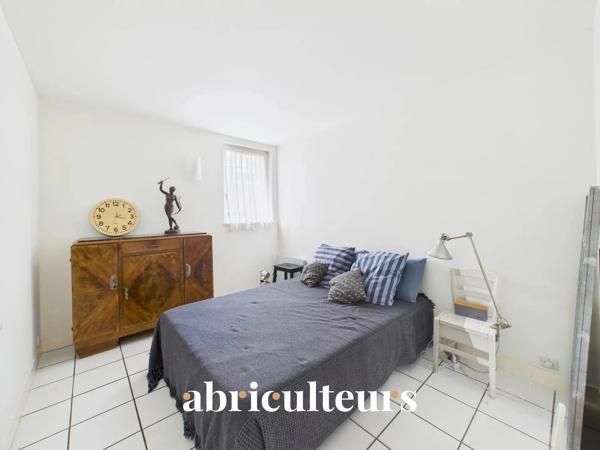 Duplex de caractère de 93 m² avec extérieur et beaux volumes