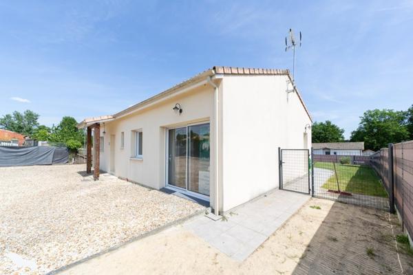 Maison à vendre 243 885 € Saint-Savin 4 p 93 m² DPE C