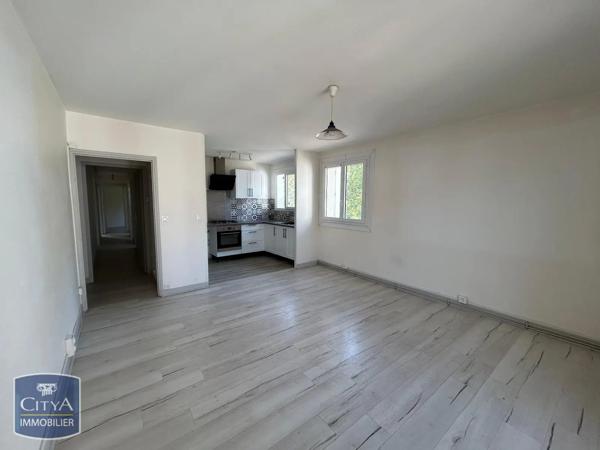 Appartement à louer 4 pièces 72.51m² Tulle (19000)