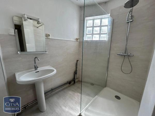 Appartement à louer 4 pièces 72.51m² Tulle (19000)