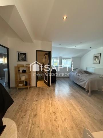 Ensemble immobilier comprenant deux maisons de 110 m2 et 43 m2 / La Daguenière