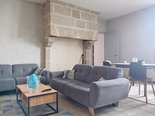 Maison du XVI eme siècle répartie en 2 appartements