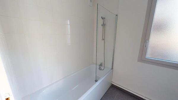 Location Appartement 4 pièces 84 m2 à Chartres