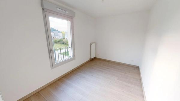 Location Appartement 4 pièces 84 m2 à Chartres