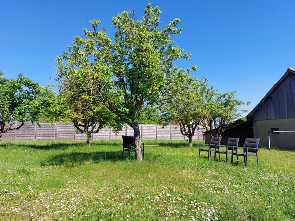 4 chambres, dépendances, terrain sans vis à vis