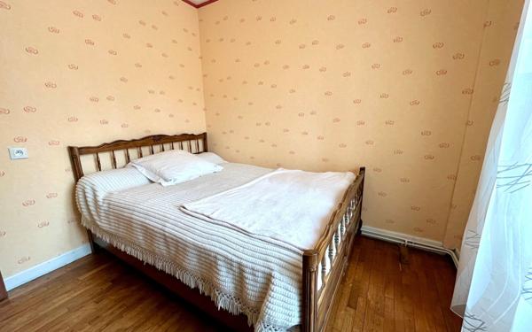 Maison à vendre    5 pièces • 108 m2 Rostrenen