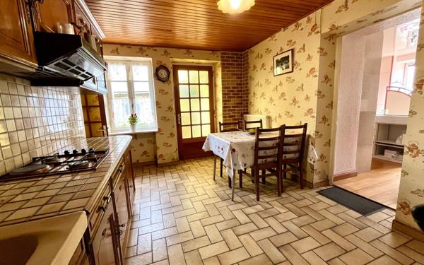 Maison à vendre    5 pièces • 108 m2 Rostrenen