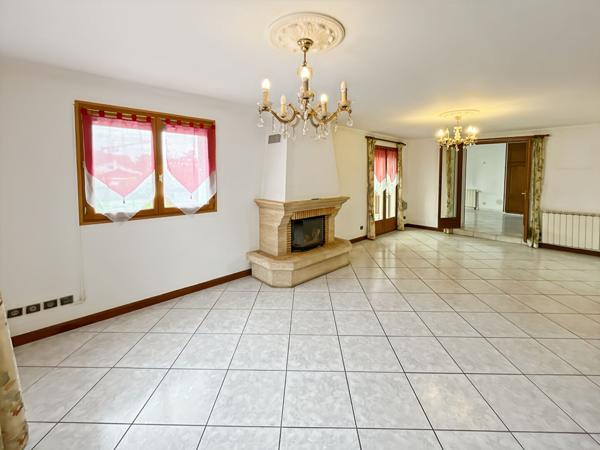 Maison à vendre à Brie Comte Robert - 7 pièces, 5 chambres