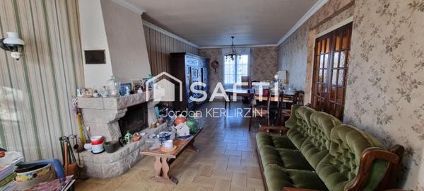 Maison de 123m², terrain de 2000m², 3 chambres, 5 pièces.