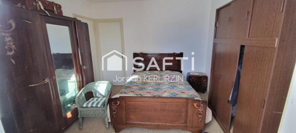 Maison de 123m², terrain de 2000m², 3 chambres, 5 pièces.