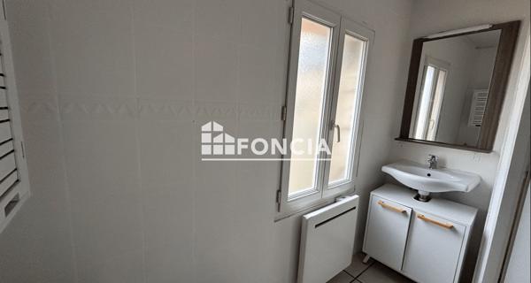 À vendre Studio 34.21 m² - Bordeaux 33300