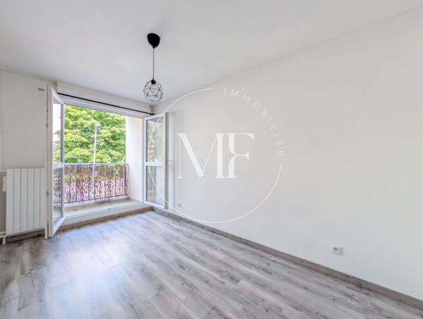 Appartement
         3 pièces
        - 64 m² Exclusivité 315 000 € *