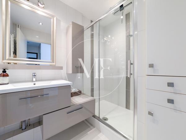 Appartement
         3 pièces
        - 64 m² Exclusivité 315 000 € *