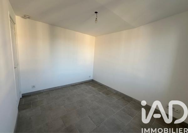 Location appartement 3 pièces 47 m² Vidauban