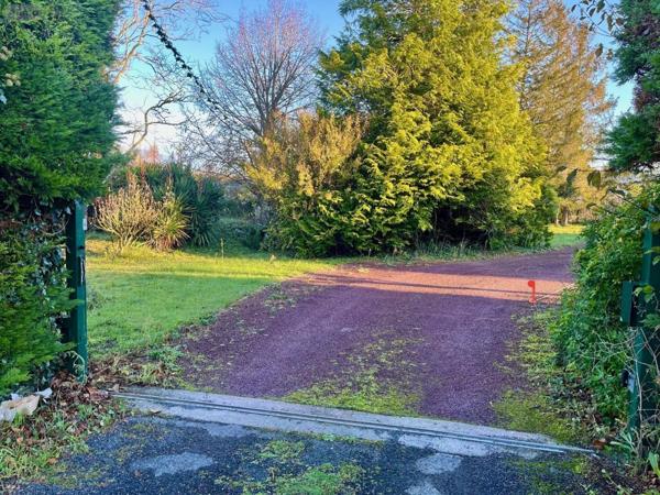 Terrain à Batir à vendre à Commequiers en Vendée (85220), ref : 998/M/2326-85092