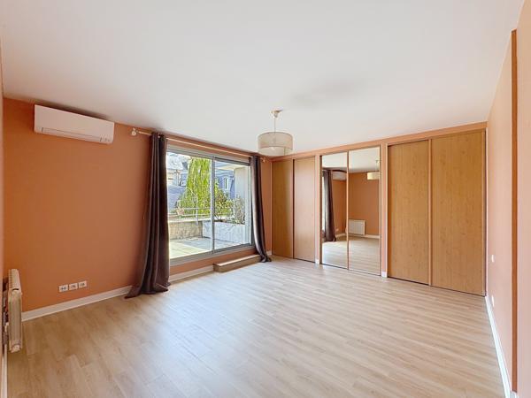 APPARTEMENT T6 REIMS TEMPLIERS