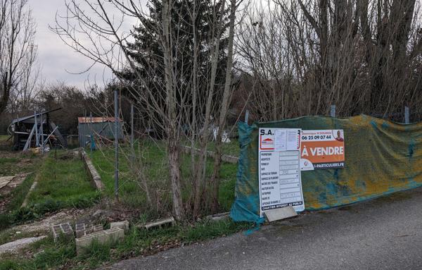 Terrain à Batir de 400 m²