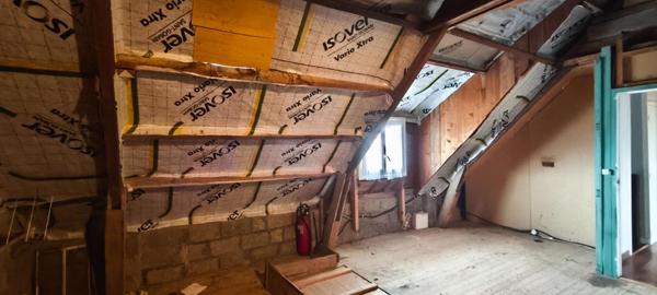 Exclusivité!! Côtes d'Armor. ÉTABLES-SUR-MER. 5 chambres, bureau, grenier aménageable, garage de 77m²...OPPORTUNITÉ INVESTISSEUR / PROJET RÉNOVATION