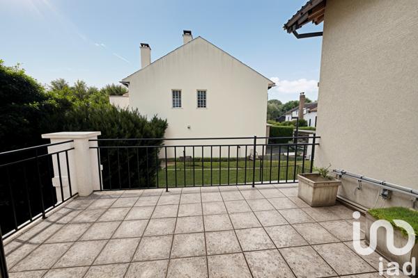 Maison à vendre 5 pièces 111 m² Noisy-le-Grand