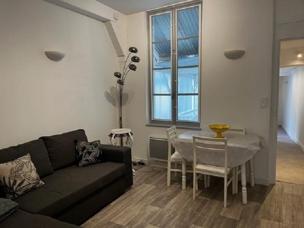 Logement meublé coeur de Villeneuve sur Yonne