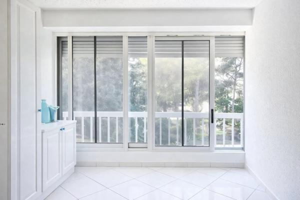 Appartement à SAINT MANDRIER SUR MER (83430)