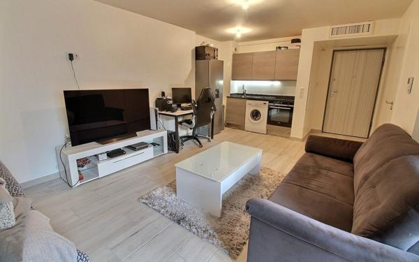 Appartement à vendre    1 pièce • 31 m2 Joinville-le-Pont